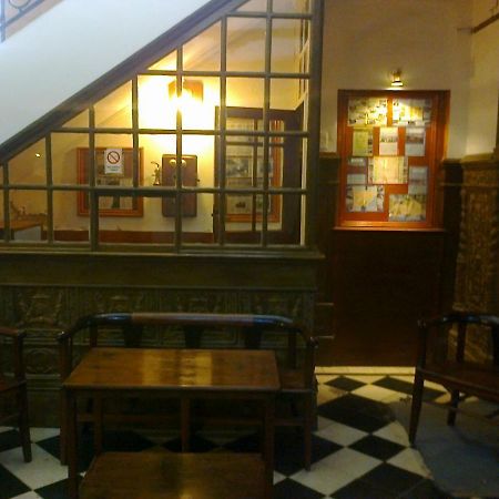 Hotel Plaza Tres Arroyos Zewnętrze zdjęcie