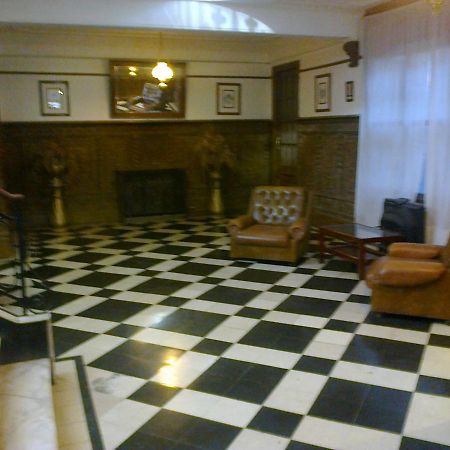 Hotel Plaza Tres Arroyos Zewnętrze zdjęcie